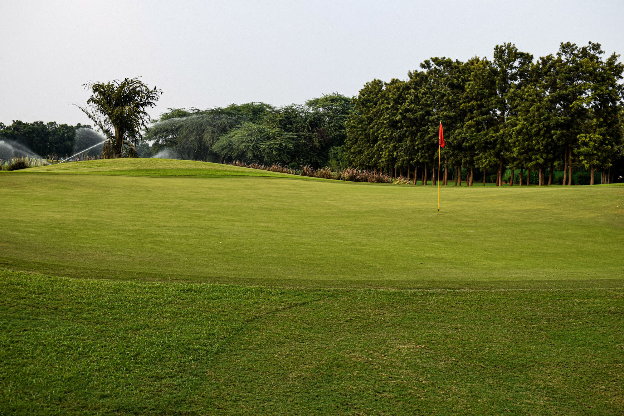 Qutab Golf Course 4moles com