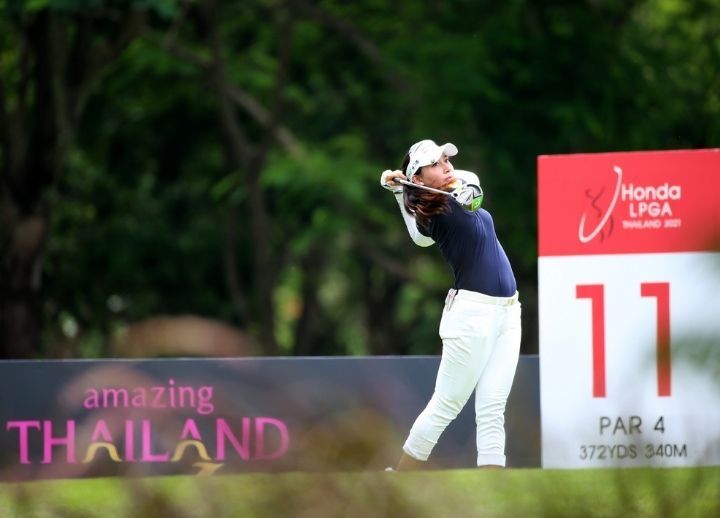 Teen Golfer Atthaya Thitikul at the Honda LPGA Thailand 