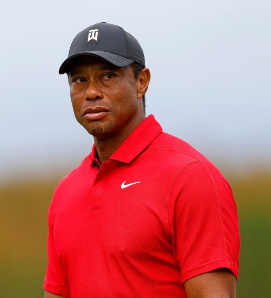 Tiger Woods: Nike Exit Impact - 4moles.com