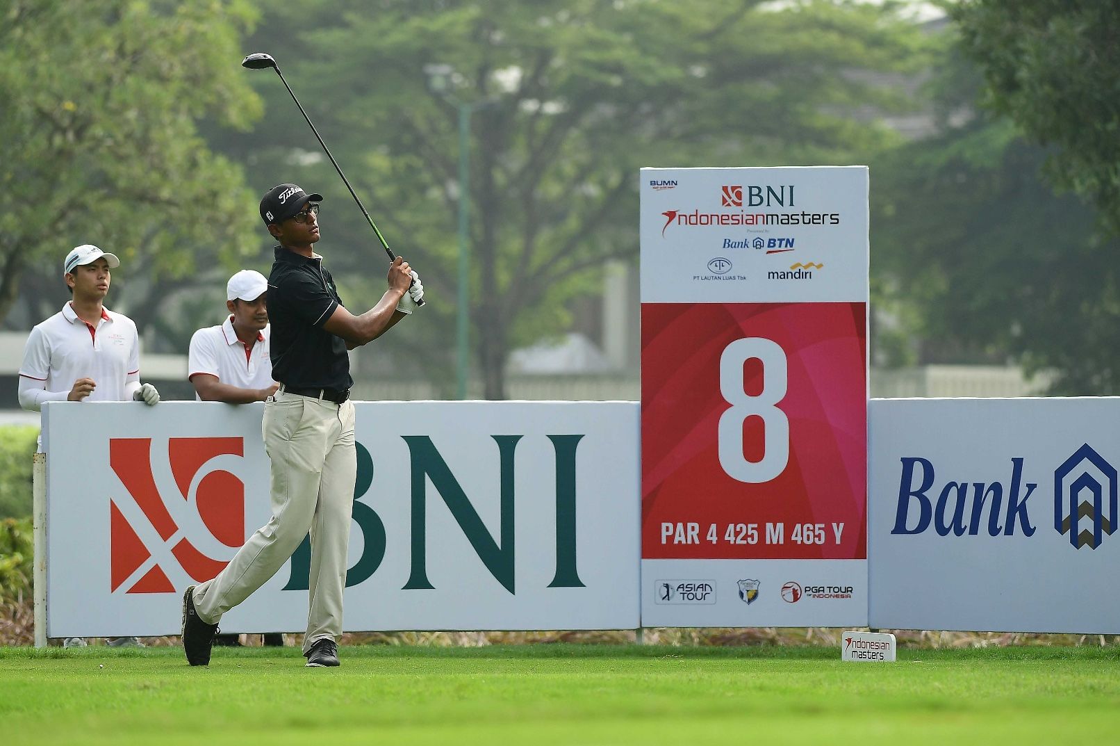 India's Viraj Madappa looks to pack a punch