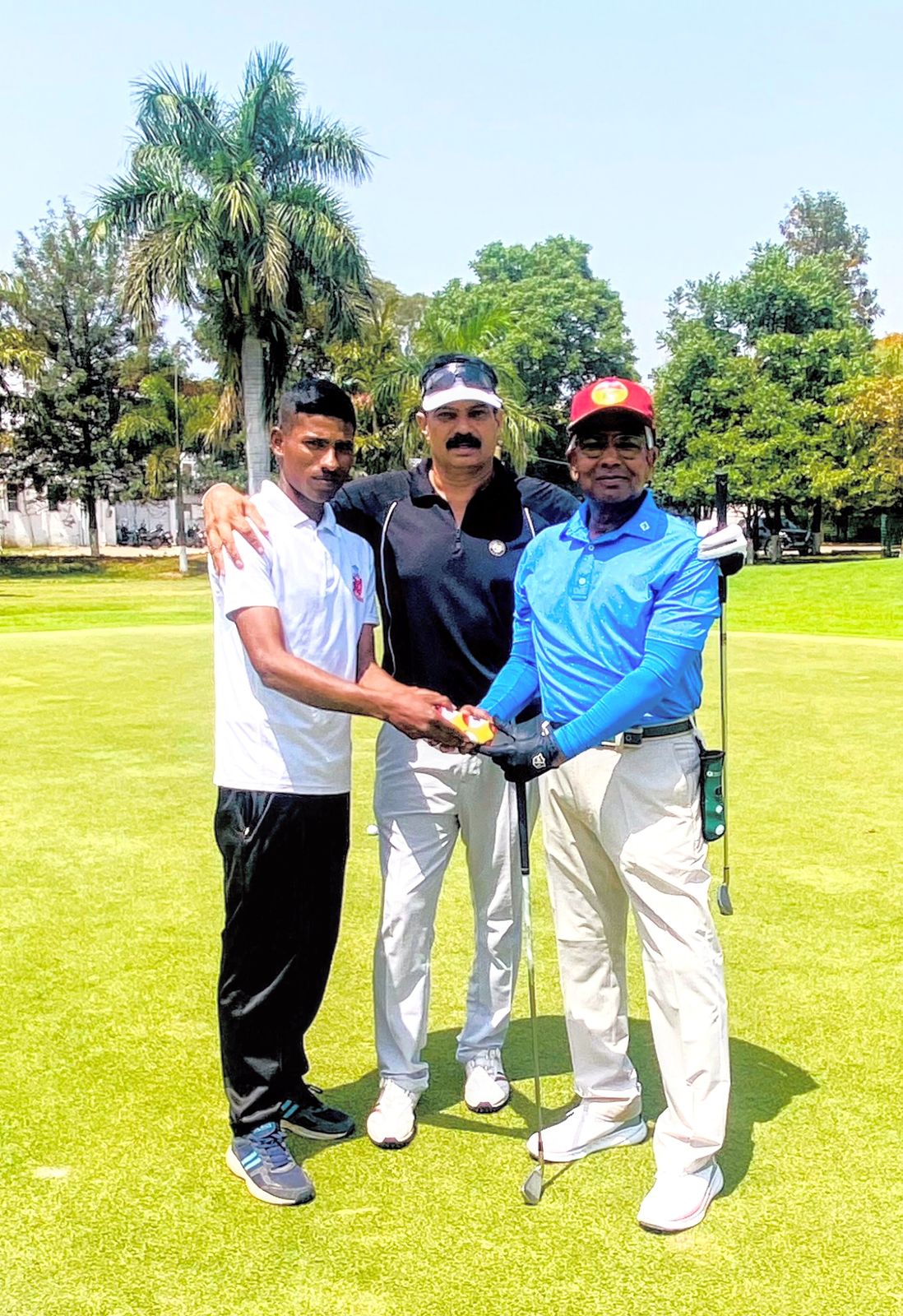 GOLF ALBUM DR PRAMOD