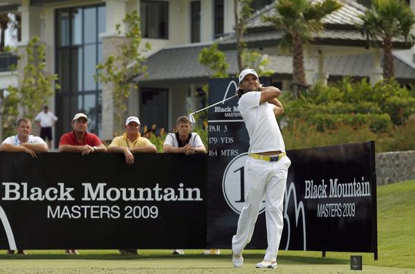 Johan Edfors (SWE) leader on day 1.