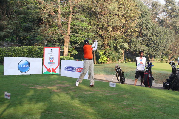 Mumbai-leg - Jayashankar Jayaraman of Accenture hits off the first tee during BT Pro-Am 2015