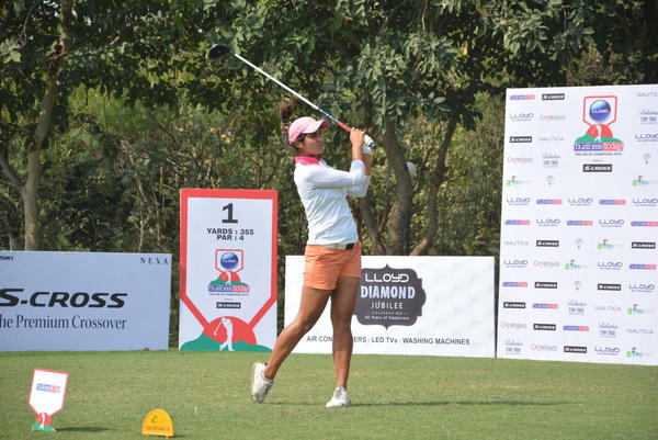 Neha Tripathi - Women's Professional Golfer