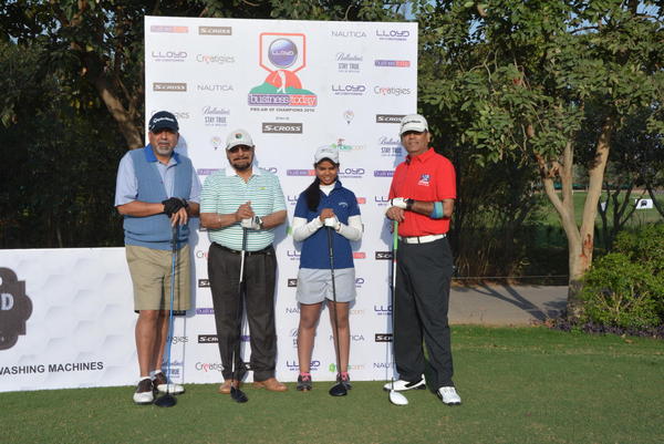 Puneet Kashyap, Amarjeet Juneja, Vani Kapoor, Nikhil Dhodhapkar pose for a photo op before Lloyd BT Pro-Am Finals got underway