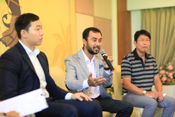 Dinesh Thakur, Founder & CEO of 4moles.com sharing his insights on the brand