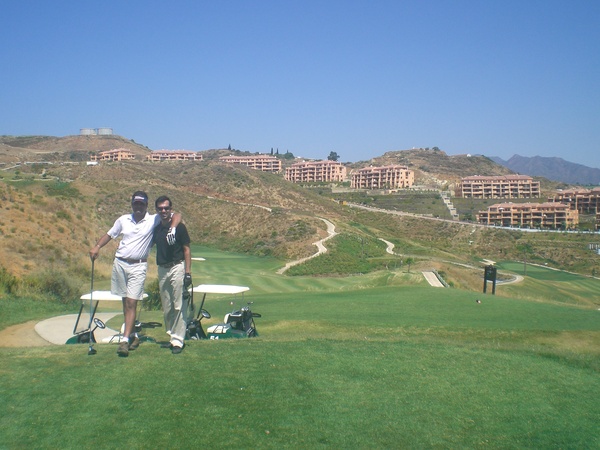 Hole No. 10.... Taran flew the green with a Ladies driver!