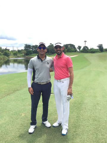 With Dinesh at 4moles Golf Rendezvous