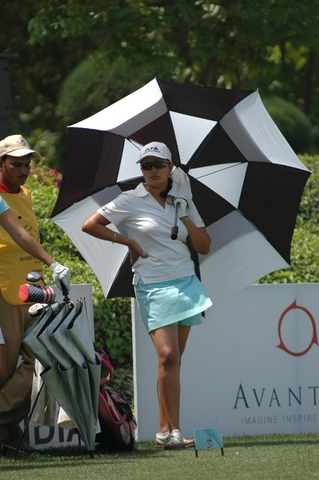 Irina Brar - Ready to tee off
