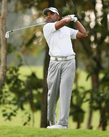 Rahil Gangjee (IND) tied 2nd on day 2 at -6.