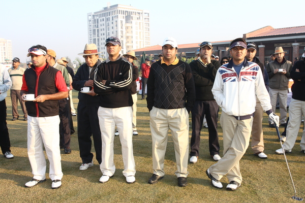 Breakfast & tea! Some prefered warm up and carefully listen to the rules.