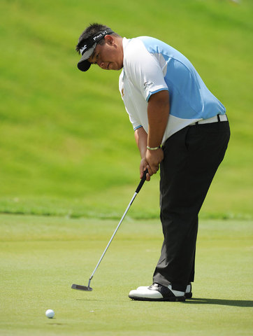 Kiradech Aphibarnrat of Thailand, joint-leader of Day 1