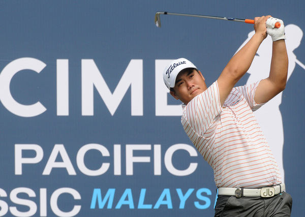 Pariya of Thailand in action