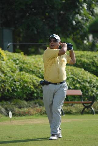 Sanjiv mathur teeing off.