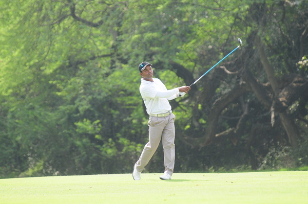 Siddikur (BAN), leader of Round 3