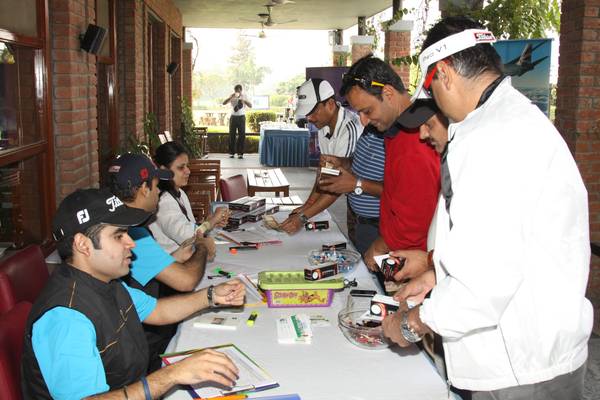 Players registering before the game