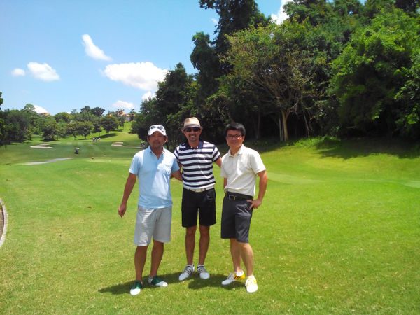 With Hitoshi of PARGOLF Japan & Feng at the Burapa Golf resort 