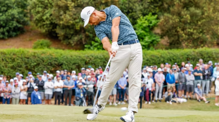 Xander Schauffele  seen playing at US Open 2023. Read more on 4moles.com 
