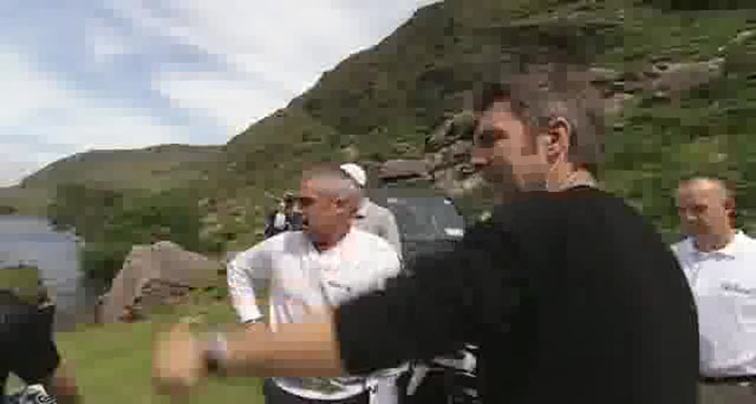 The 200 yard Gong Shot